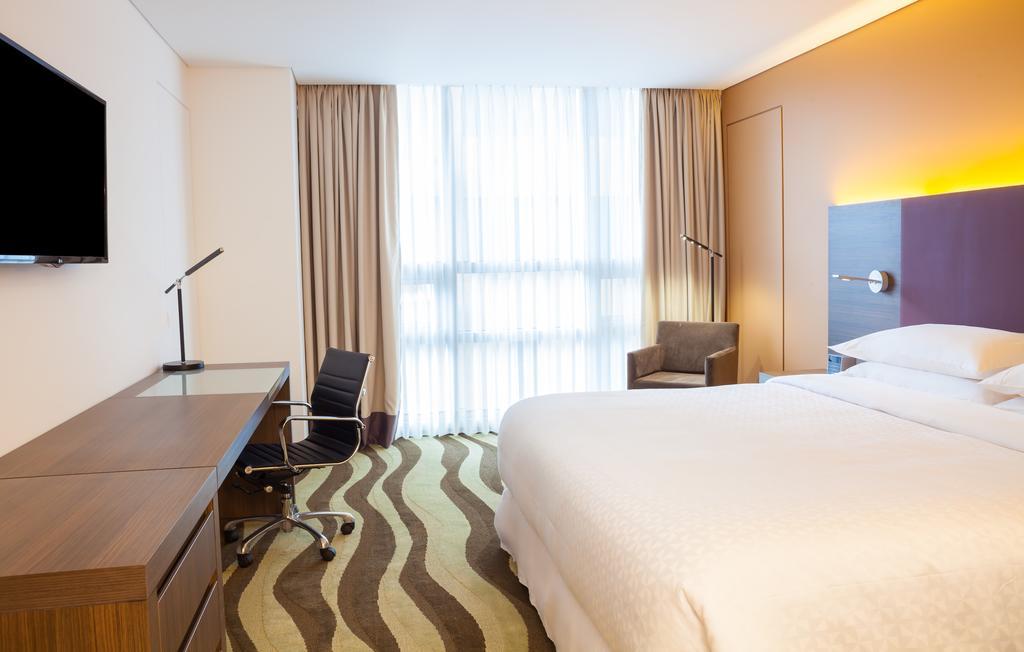 Four Points By Sheraton Bogota Exterior photo