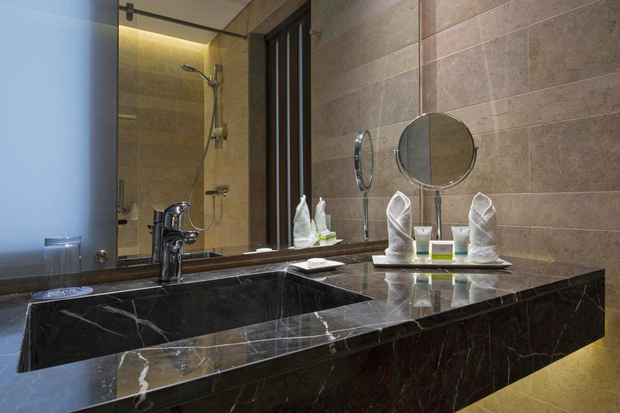 Four Points By Sheraton Bogota Exterior photo